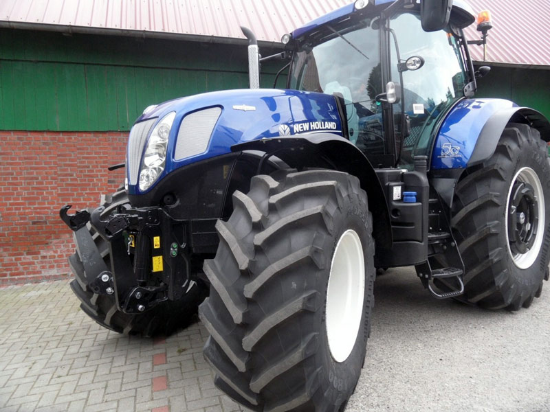 New Holland Tractor with Big Tires