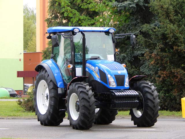 New Holland Utility Tractor